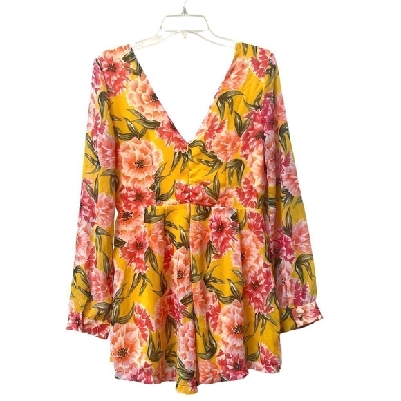 Xtaren Yellow Floral Romper Size Large - Picture 3 of 10